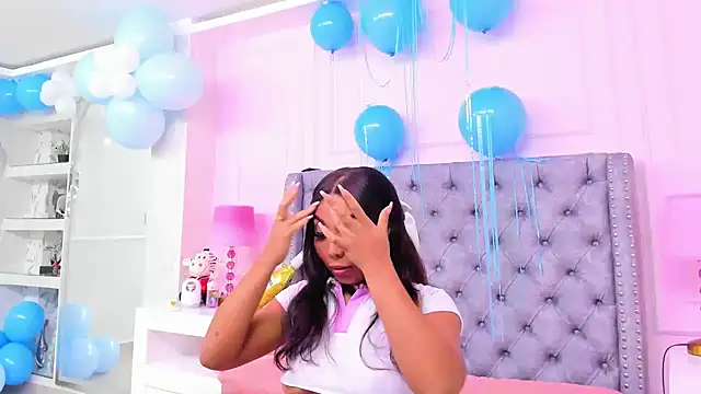 HaileeRoberts online show from 10-03-25, 12:46