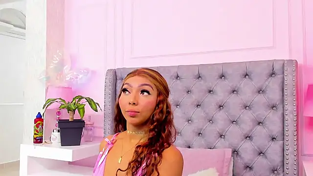 HaileeRoberts online show from 04-20-26, 12:30