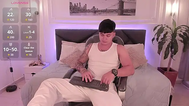 Cristopher strong online show from 11-16-25, 10:43