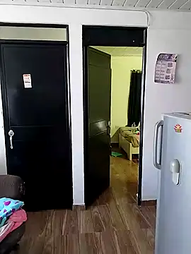 Snapshot of IamAlana_ chatting on 12-31-24, 05:07 IamAlana online show from 12-31-24, 05:07