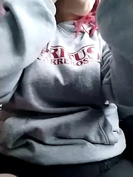 Snapshot of IamAlana_ chatting on 01-06-25, 02:47 IamAlana online show from 01-06-25, 02:47