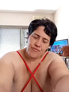 Snapshot of Sole_Love chatting on 10-30-25, 03:46 Sole Love online show from 10-30-25, 03:46