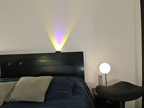 Snapshot of SamanthaAntolin chatting on 06-26-26, 12:04 SamanthaAntolin online show from 06-26-26, 12:04
