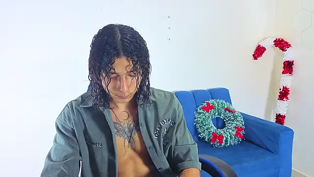 Snapshot of Demitryo chatting on 11-22-25, 05:17 Demitryo online show from 11-22-25, 05:17