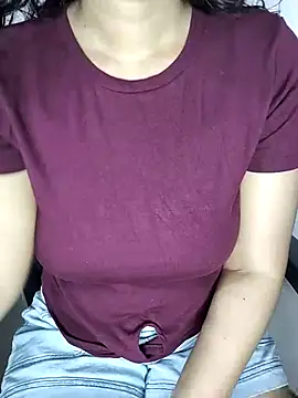 Snapshot of Ms_Neera chatting on 02-25-25, 11:52 Ms Neera online show from 02-25-25, 11:52