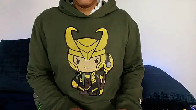 Snapshot of Elliee_ chatting on 12-05-25, 12:36 Elliee online show from 12-05-25, 12:36