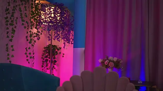 TheAyana online show from 11-19-25, 01:44