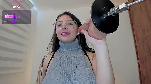 Snapshot of Hannya_moon chatting on 02-10-26, 05:50 Hannya moon online show from 02-10-26, 05:50