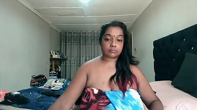Snapshot of Indianmayaxoxo chatting on 02-05-26, 08:41 Indianmayaxoxo online show from 02-05-26, 08:41