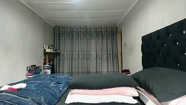 Snapshot of Indianmayaxoxo chatting on 02-11-26, 04:39 Indianmayaxoxo online show from 02-11-26, 04:39