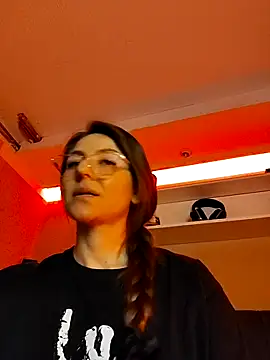 Ich Bin Julia online show from 12-01-25, 10:42