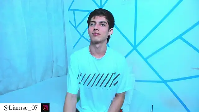 liam scott77 online show from 04-07-26, 11:37