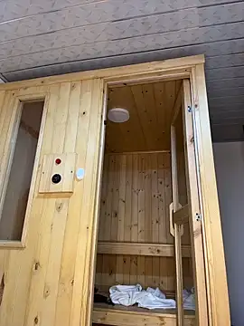 Snapshot of Barbielatinas chatting on 12-14-25, 06:30 Barbielatinas online show from 12-14-25, 06:30