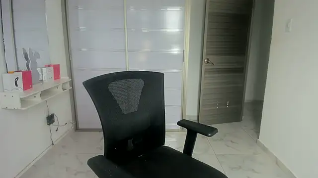 nairobbits online show from 05-30-26, 01:08