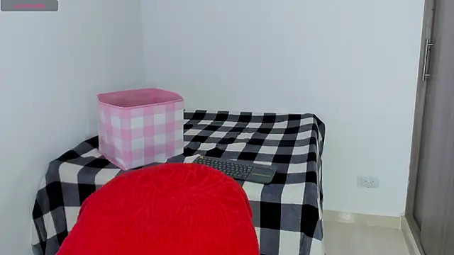 Natasha su  online show from 01-16-25, 11:59