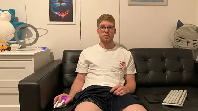 BlueEyedTallGuy94 online show from 12-17-24, 04:56