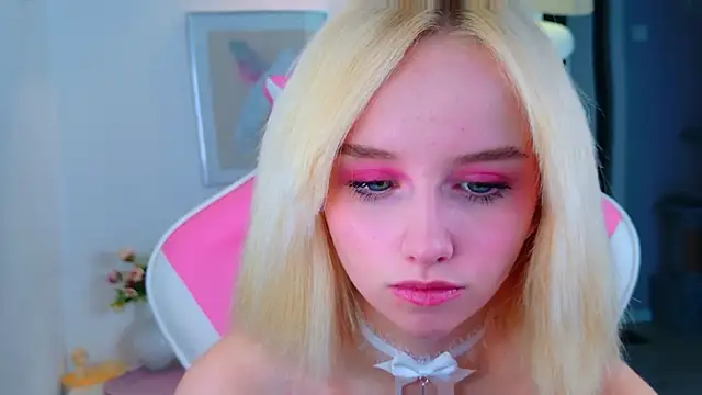 b4by LoL1 online show from 04-16-26, 06:47