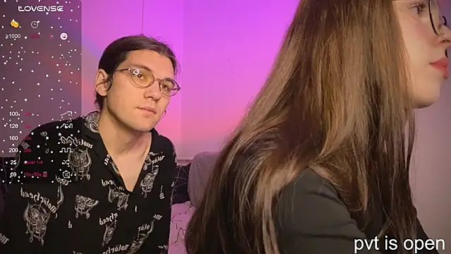 Snapshot of passiondesire_ chatting on 10-04-25, 08:23 passiondesire online show from 10-04-25, 08:23