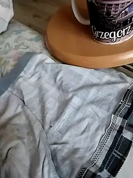 Grig1982 online show from 10-26-25, 06:08