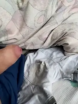 Grig1982 online show from 04-15-26, 06:09