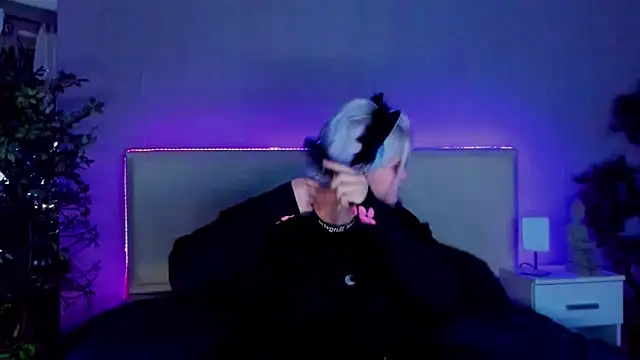 JoannLowe online show from 01-14-25, 08:04