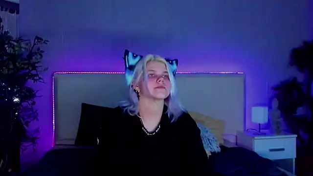 JoannLowe online show from 01-21-25, 11:02