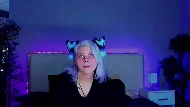 JoannLowe online show from 01-31-25, 09:16