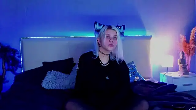 JoannLowe online show from 03-19-25, 11:36