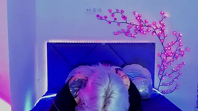 JoannLowe online show from 03-24-26, 08:14