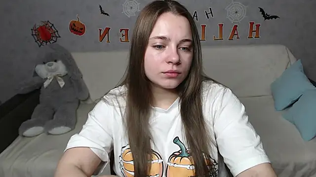 Snapshot of _Sweet_Lana chatting on 10-28-25, 08:29 Sweet Lana online show from 10-28-25, 08:29