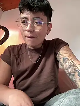 Snapshot of Ashley_Chriss chatting on 01-19-25, 09:34 Ashley Chriss online show from 01-19-25, 09:34