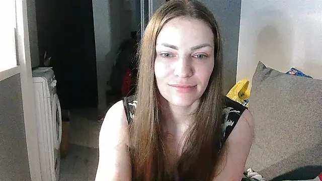 Snapshot of AnnaDiamond1 chatting on 07-04-26, 09:43 AnnaDiamond1 online show from 07-04-26, 09:43