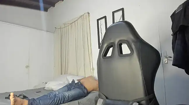 miguel hz online show from 02-08-25, 04:14