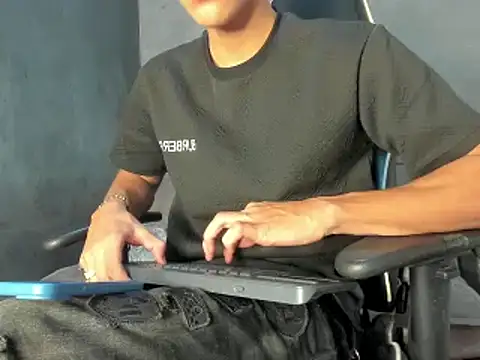 miguel hz online show from 03-01-25, 09:37