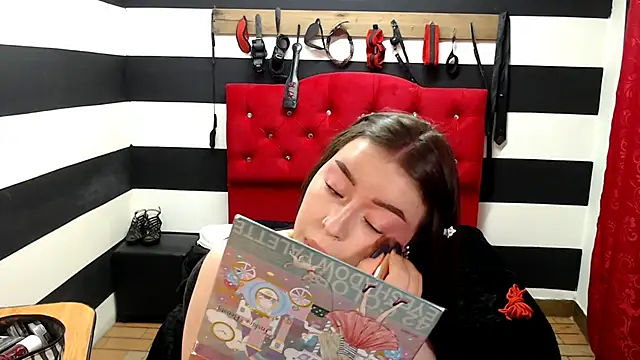 Marian Ran online show from 02-17-25, 06:09