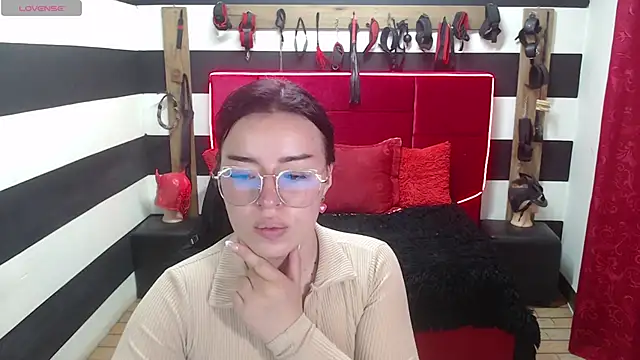 Marian Ran online show from 09-22-25, 03:08