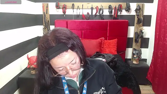 Marian Ran online show from 09-24-25, 04:05