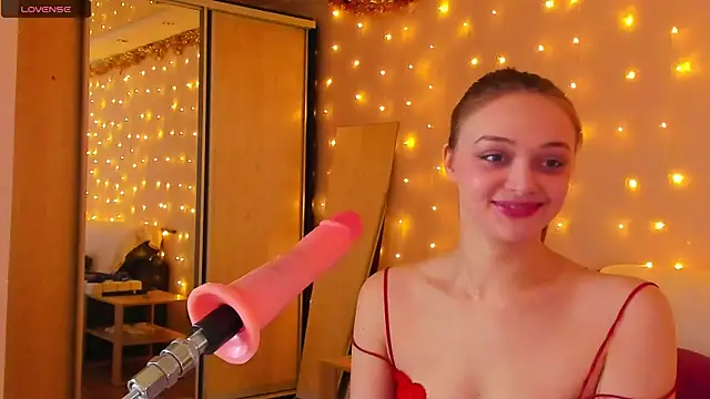 Snapshot of May_Flower chatting on 01-12-25, 01:05 May Flower online show from 01-12-25, 01:05