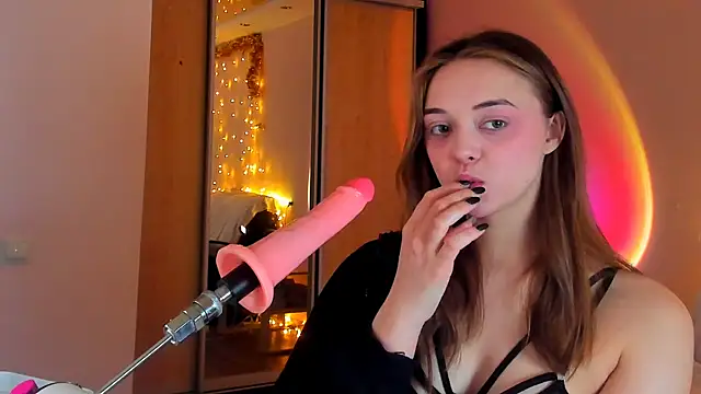 Snapshot of May_Flower chatting on 01-19-25, 03:10 May Flower online show from 01-19-25, 03:10