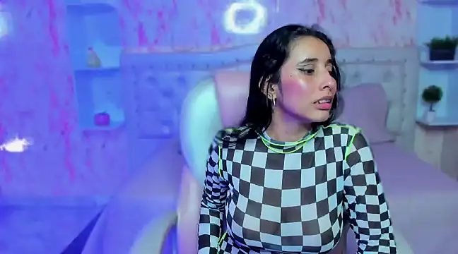 VICTORIA HOUSTON online show from 02-22-25, 10:09