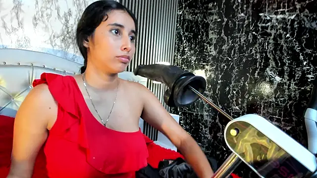 VICTORIA HOUSTON online show from 10-20-25, 12:49