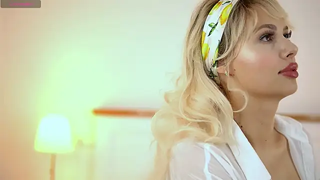 AdelineKing online show from 10-12-25, 02:10