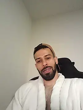 Snapshot of prince-roludo chatting on 12-18-24, 12:18 prince-roludo online show from 12-18-24, 12:18