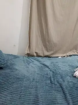 Snapshot of DLa3Ni chatting on 10-21-25, 12:44 DLa3Ni online show from 10-21-25, 12:44