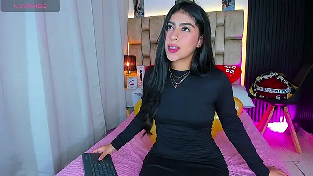 little sophie18 online show from 03-13-26, 08:26