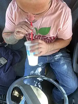 Clit commanderr online show from 03-17-26, 06:00