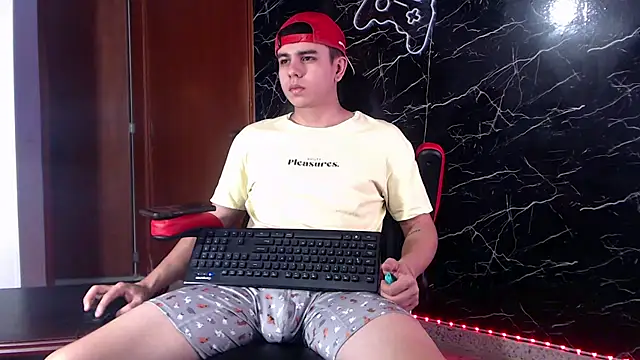 Snapshot of maty_hardx chatting on 01-24-25, 02:30 maty hardx online show from 01-24-25, 02:30