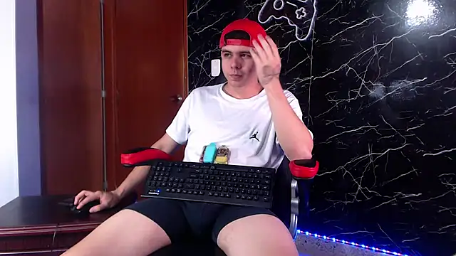 Snapshot of maty_hardx chatting on 02-21-25, 02:59 maty hardx online show from 02-21-25, 02:59