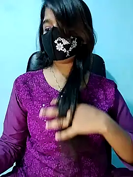 Snapshot of Sadika- chatting on 12-06-24, 05:33 Sadika- online show from 12-06-24, 05:33