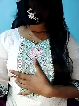 Snapshot of Sadika- chatting on 12-07-24, 06:15 Sadika- online show from 12-07-24, 06:15